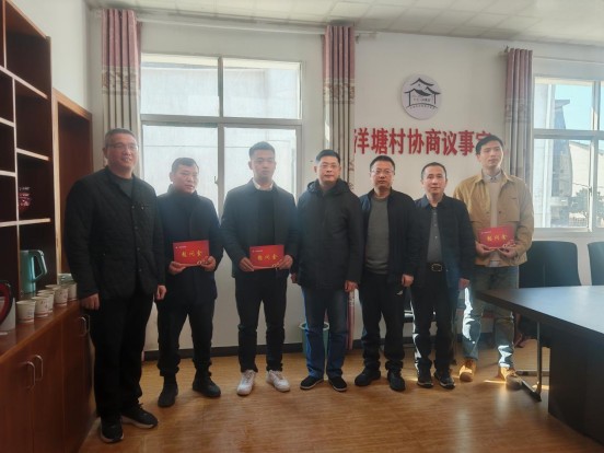 c76fca37eea0a08f76e538940d0f5440.jpg c76fca37eea0a08f76e538940d0f5440.jpg